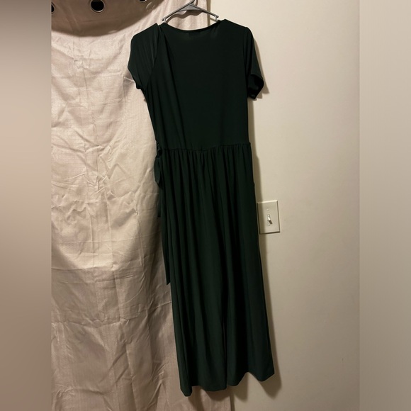 Petite Assembly One Piece - Picture 3 of 4